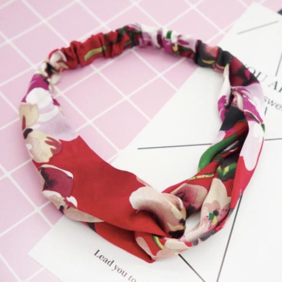 Floral Knotted Headband (1 pc.) - Picture 5 of 9